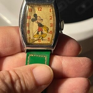 Vintage-Mickey mouse watch with green band